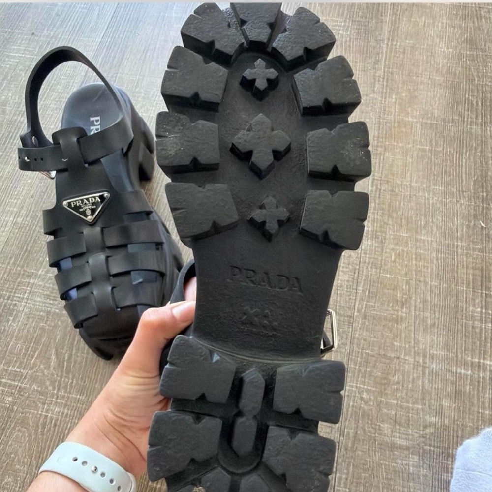 100% Authentic PRADA Monolith Rubber Sandals Size 41 US 10 Black - Picture 6 of 8